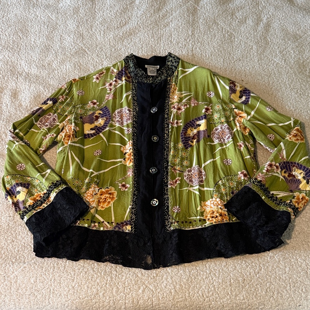 Usindo Green and Black Floral Asian Inspired Lace Beaded Women's Blouse Large